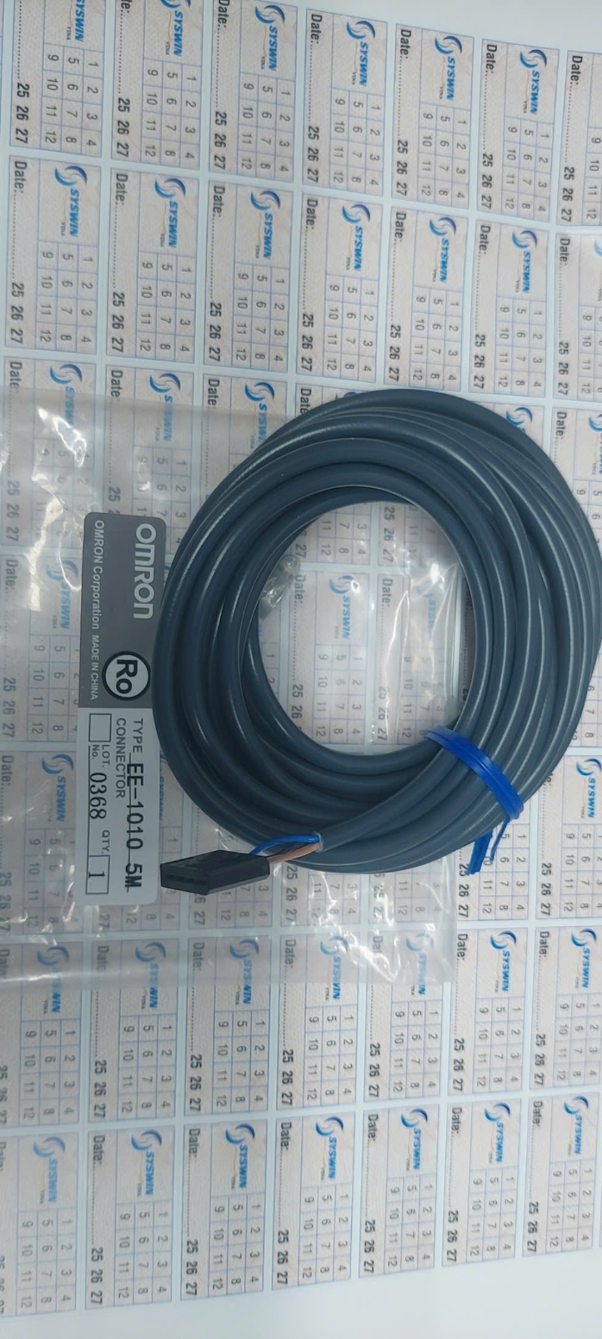 Cáp kết nối cảm biến OMRON EE-1010 5M