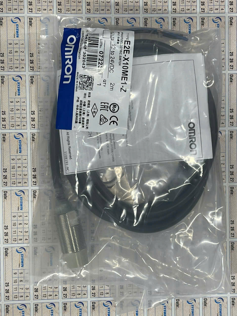 Cảm biến tiệm cận OMRON E2E-X10ME1-Z