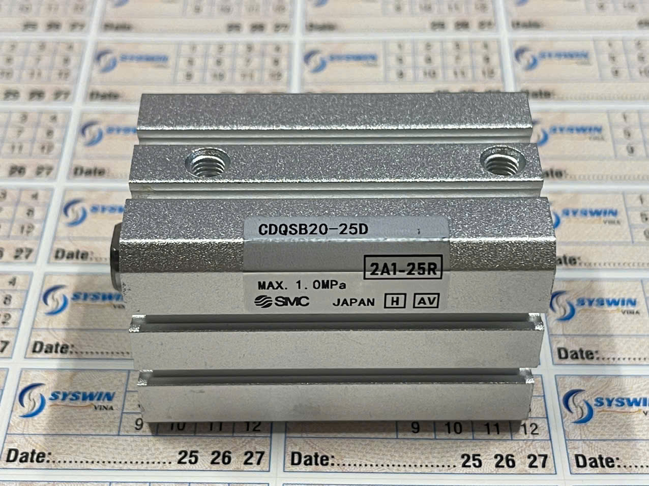 Xi lanh SMC CDQSB20-25D