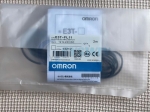Cảm biến quang Omron E3T-FL11