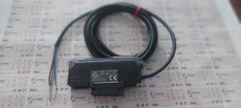 Bộ khuếch đại sợi quang Keyence FS-V31